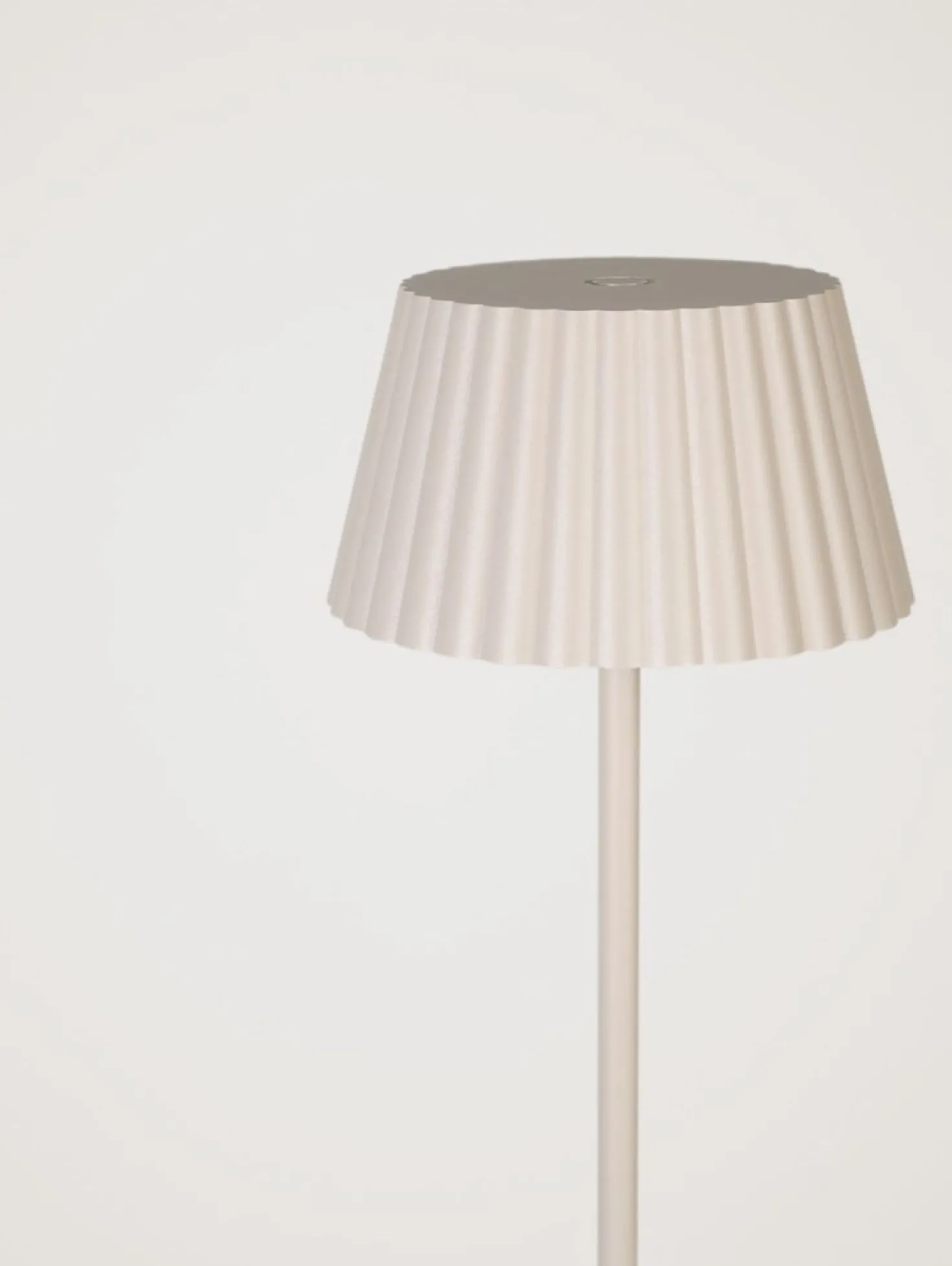 Batteridriven golvlampa beige - 122 cm ø13,5