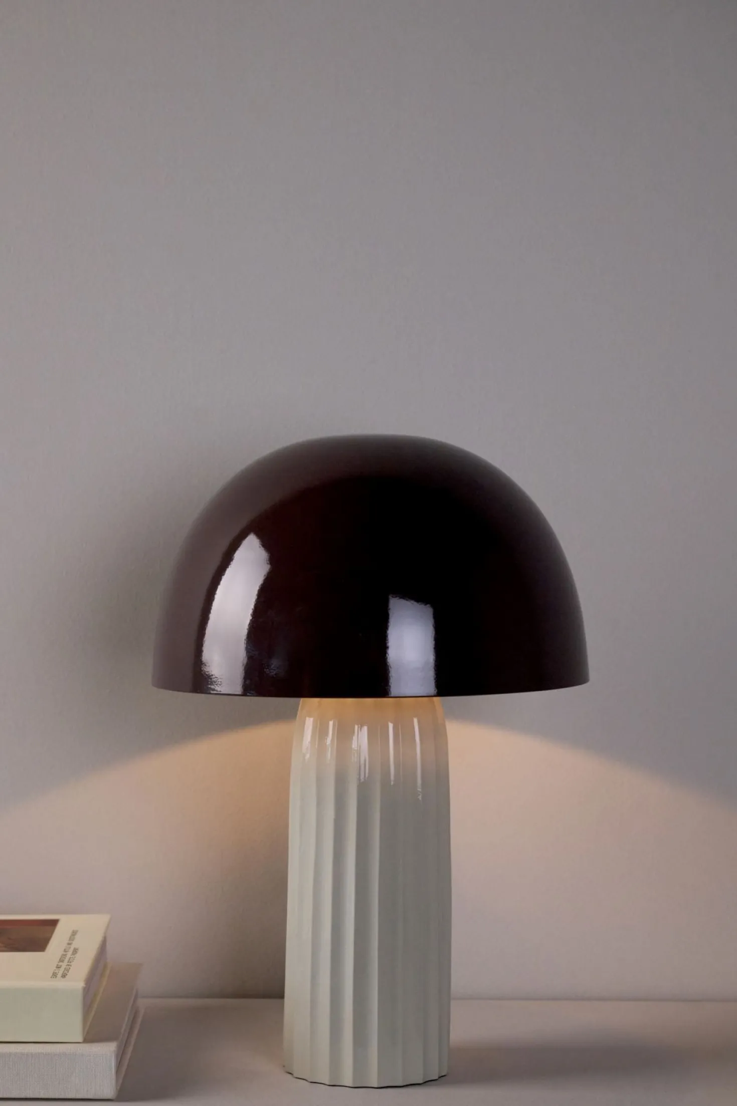 Bordslampa brun - 24x24x37 cm