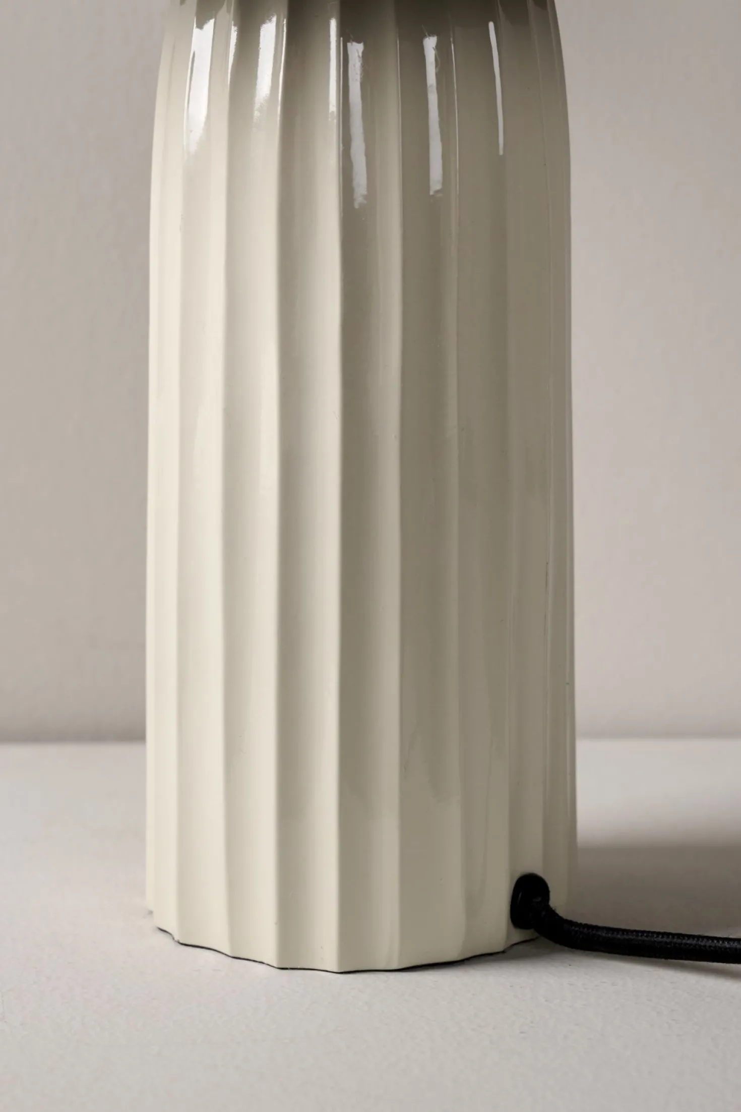 Bordslampa brun - 24x24x37 cm