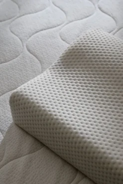 Ergonomisk kudde offwhite - 47x30x10 cm