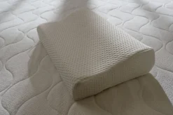 Ergonomisk kudde offwhite - 47x30x10 cm