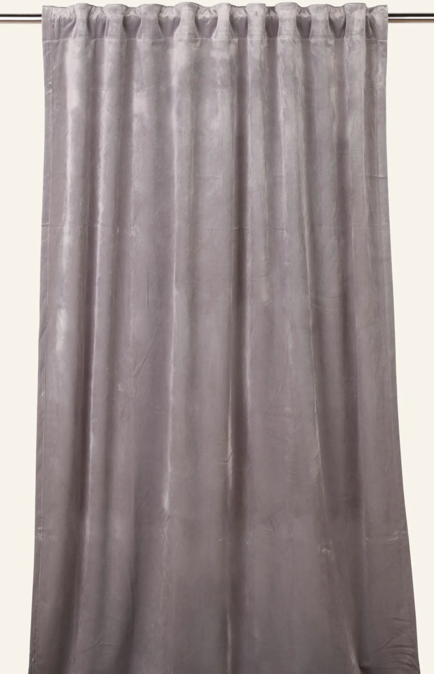 Gardin ljusgrå - 135x300 cm
