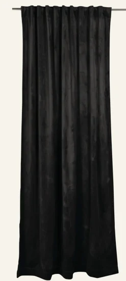 Gardin svart - 135x240cm 7cm
