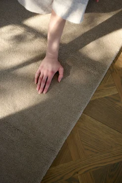 Golvmatta beige - 240x300 cm