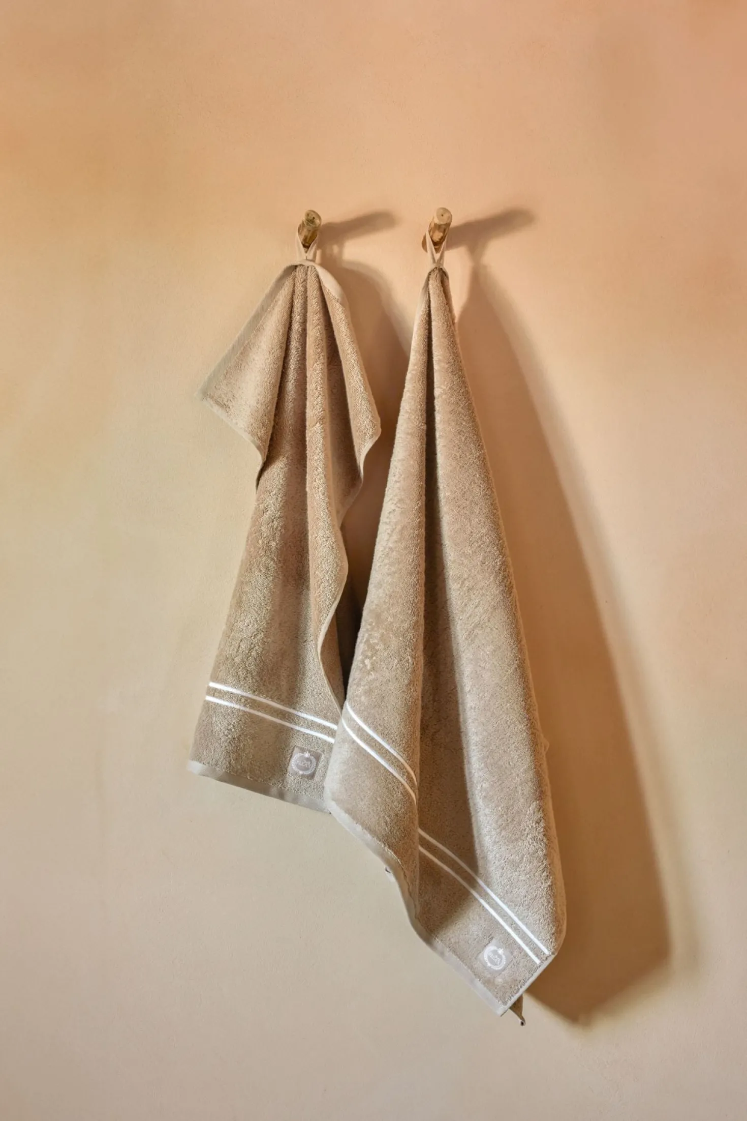 Handduk beige - 50x70 cm