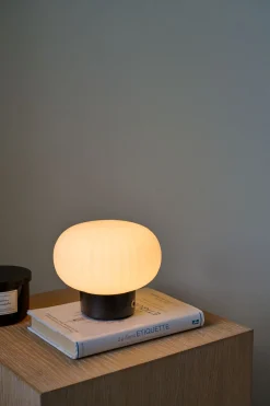 Led bordlampa svart - 13,4 cm ø15,6