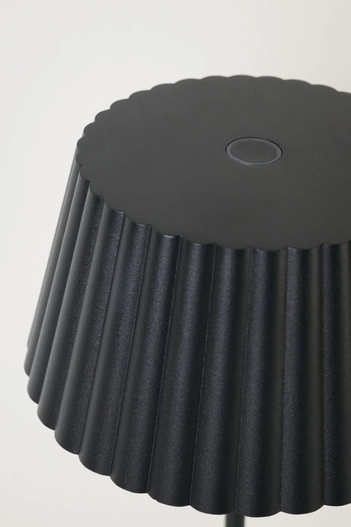 Led bordlampa svart - 37,5 cm ø13,5
