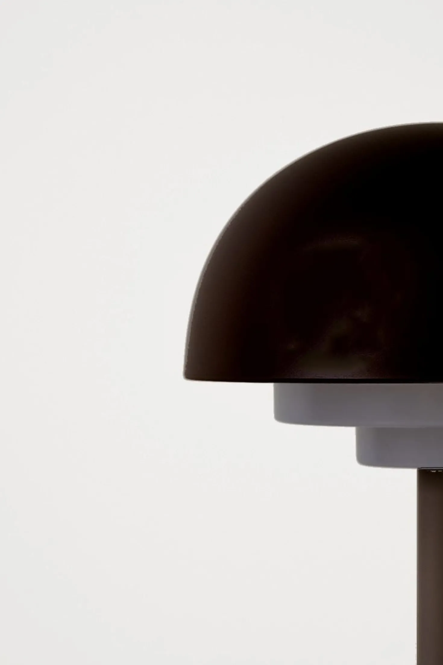 Led bordlampa svart - 28,2 cm ø13,7
