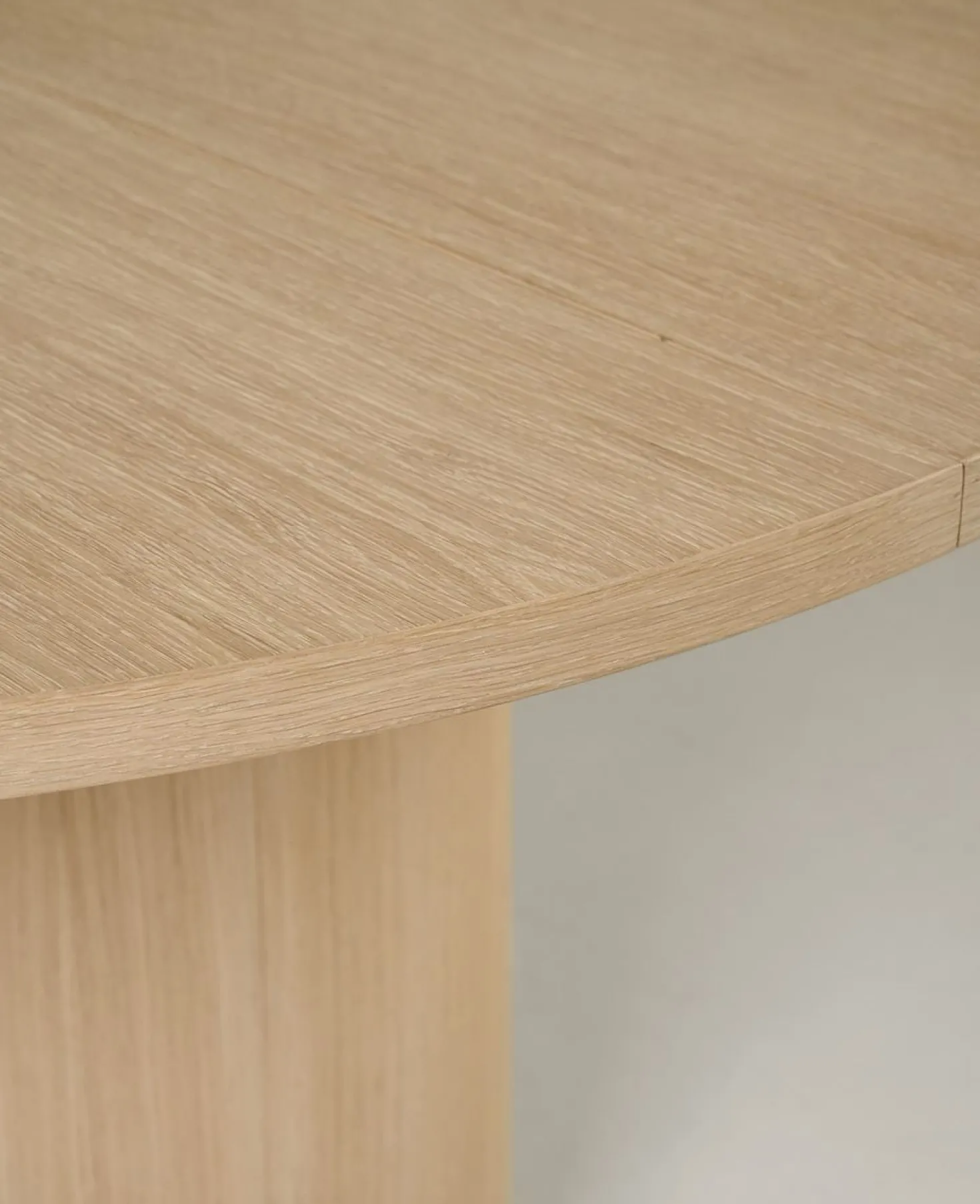 Matbord natur - ø127 cm