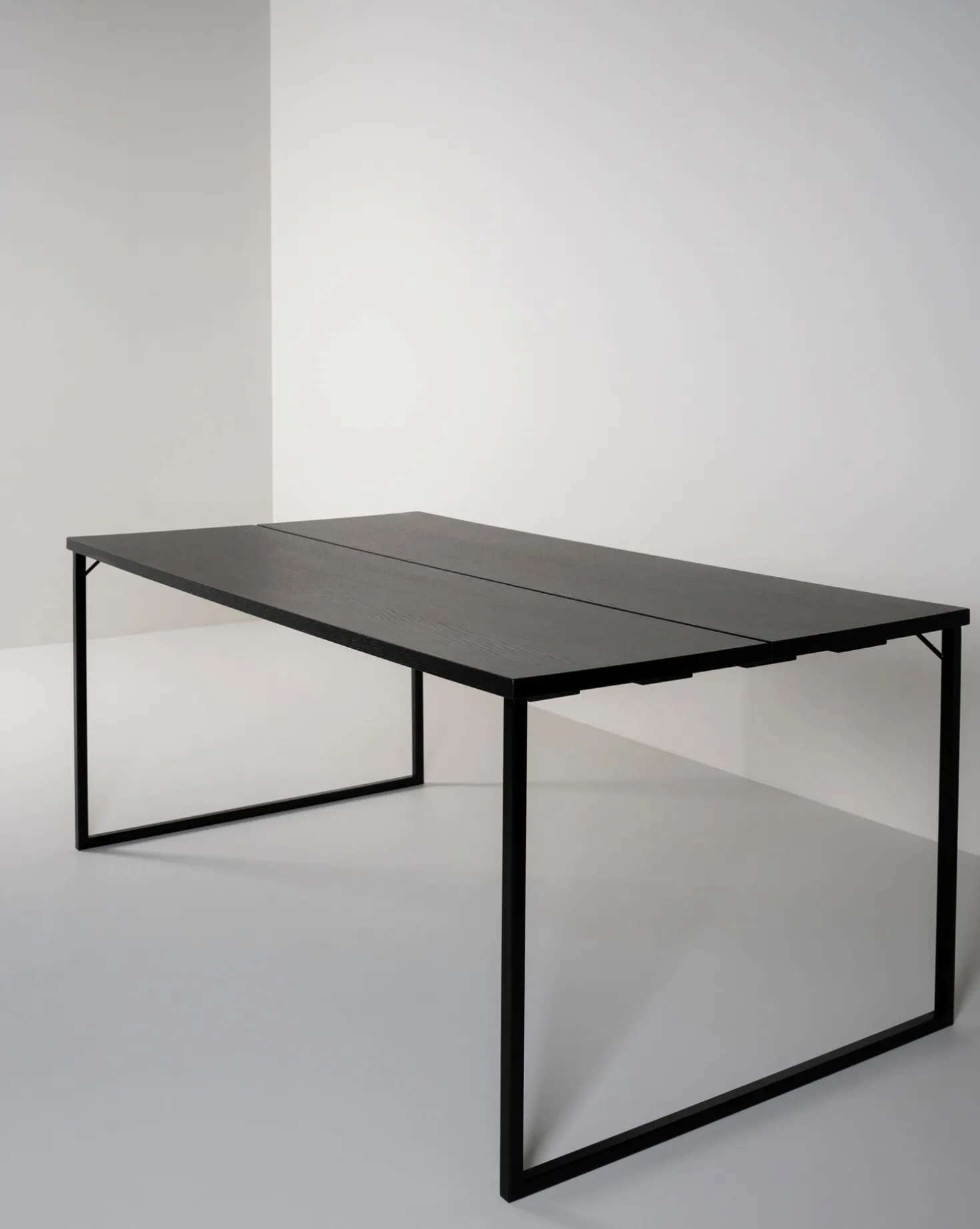 Matbord svart - 100x200x75 cm