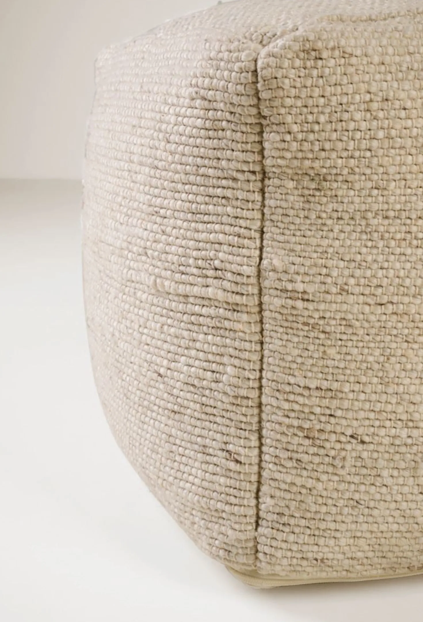 Puff beige - 40x40x40 cm