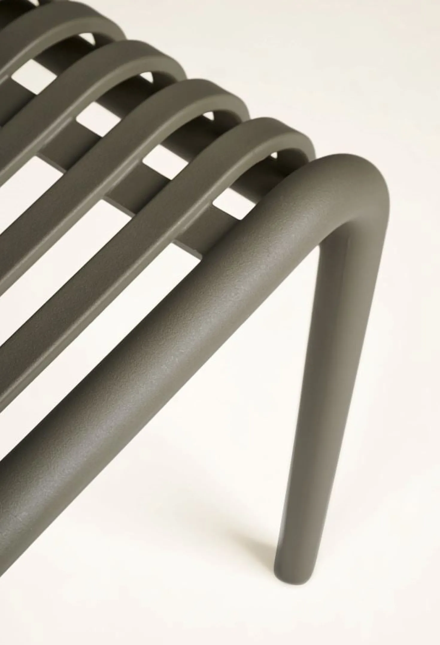 Stol taupe - 47x58x80 cm