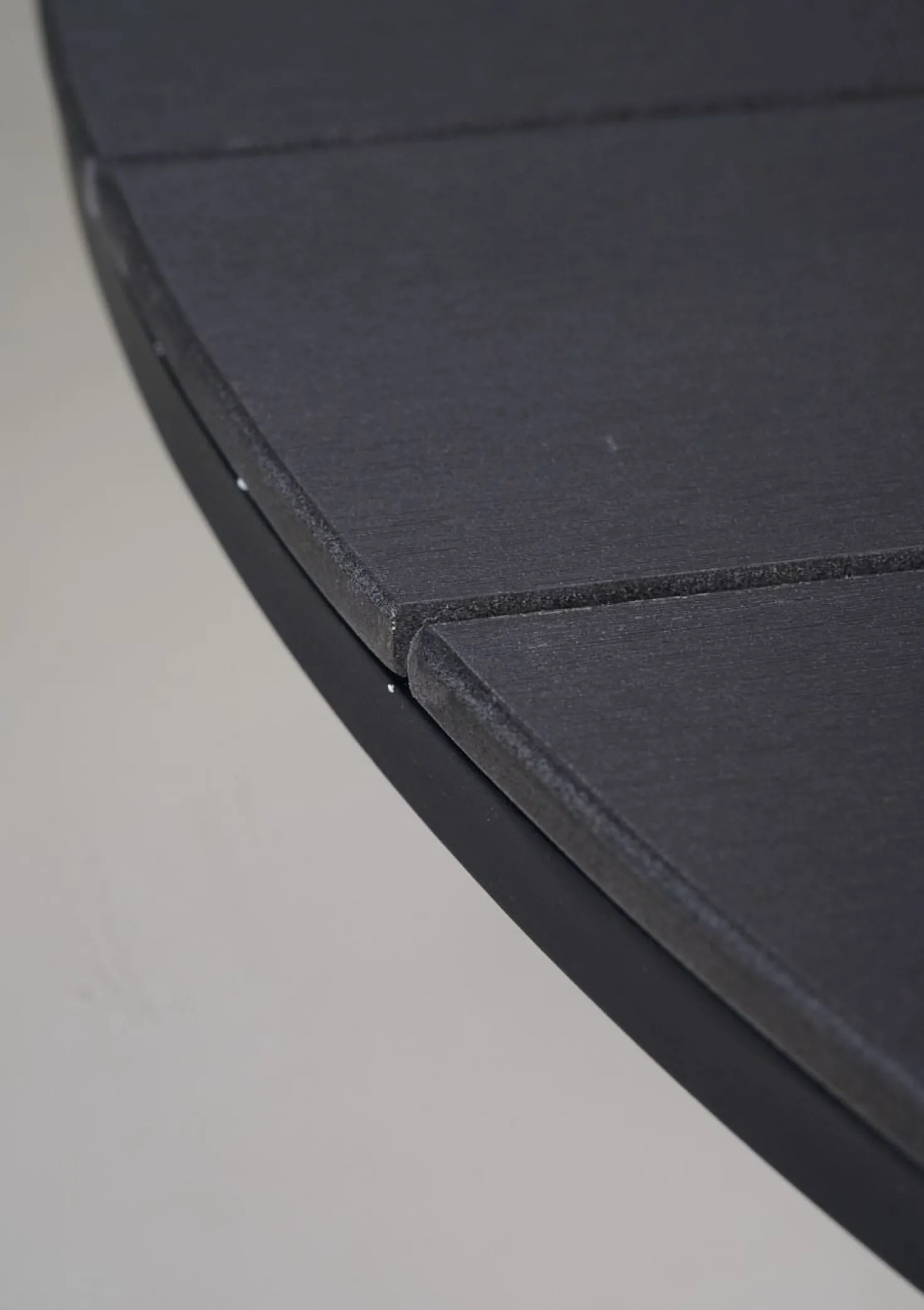 Trädgårdsbord svart - 73 cm ø110