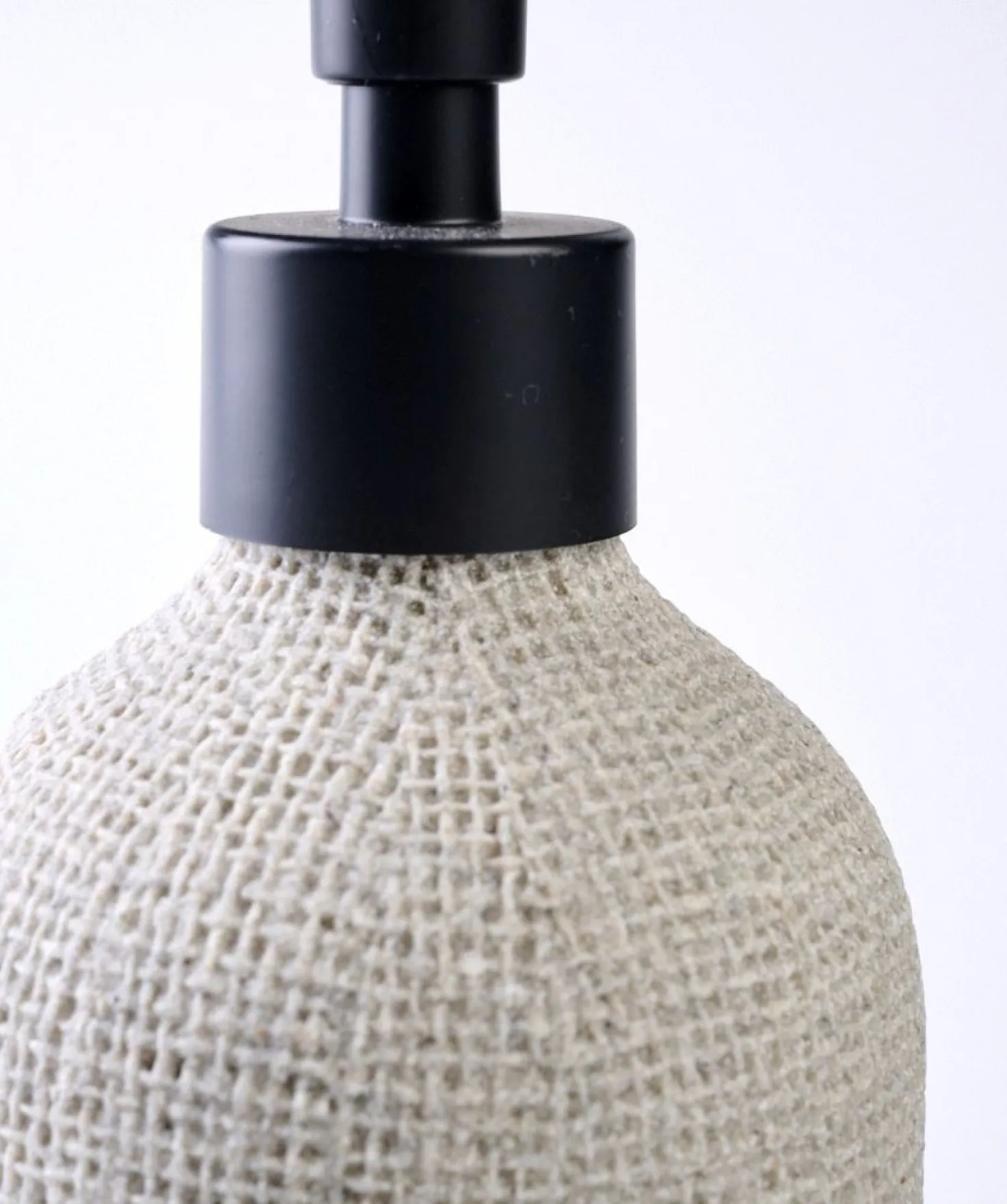 Tvålpump grå - 8,2x8,2x19,8 cm