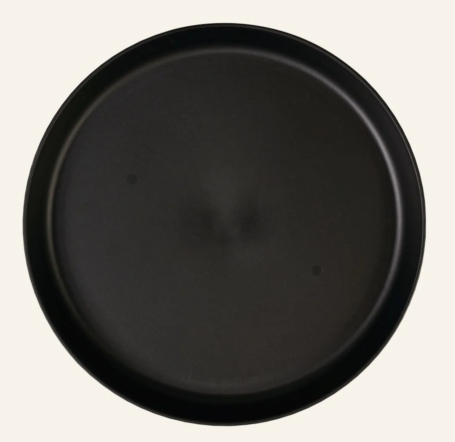 Utefat svart - ø31 cm