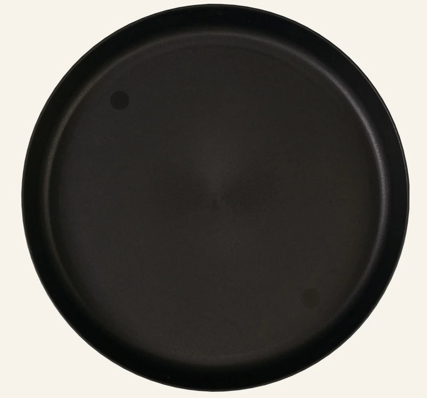 Utefat svart - ø31 cm