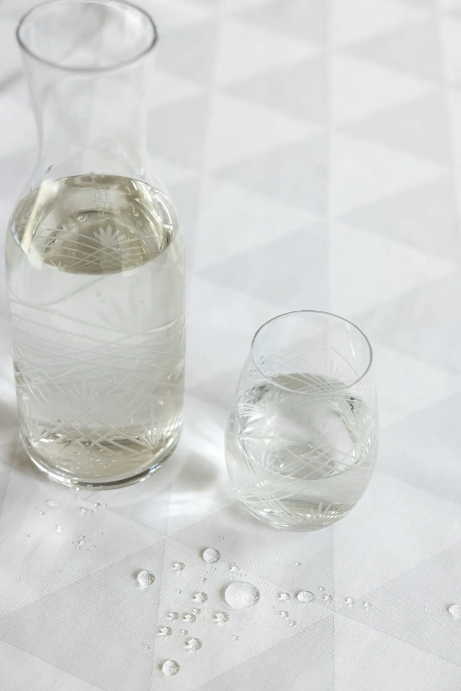 Vattenkaraff transparent - 1300ml